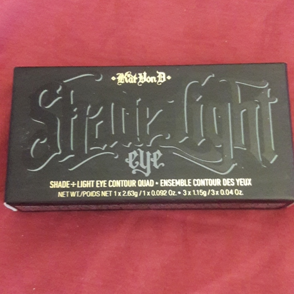 KAT VON D - Shade + Light Eye Palette in Sage